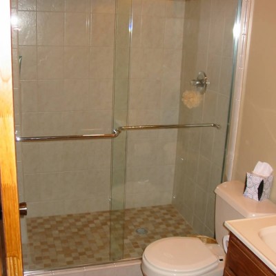 049 Semi-Framed Shower Door - Atlanta, GA
